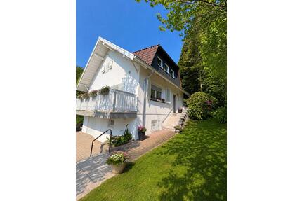 Alleinst. Einfamilienhaus, großes GrundstGarten *PROVISIONSFREI* - Sankt Ingbert