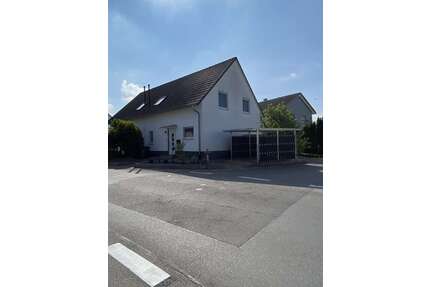 Haus zum Kaufen in Rielasingen 498.000,00 € 99.5 m²