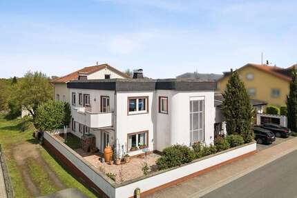 Haus zum Kaufen in Birlenbach 449.000,00 € 242 m²