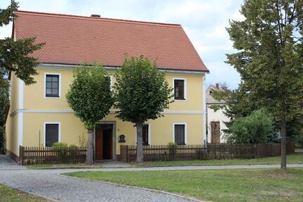 Charmantes, gepflegtes Einfamilienhaus mit Carport zu vermieten - Malschwitz