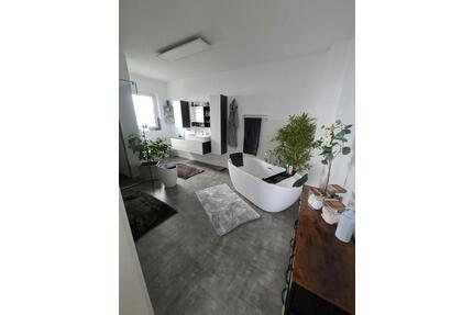 Bungalow Ebersberg - 1.400,00&nbsp;EUR Kaltmiete, ca.&nbsp; 110,00&nbsp;m&sup2; in Erbach (PLZ: 64711)