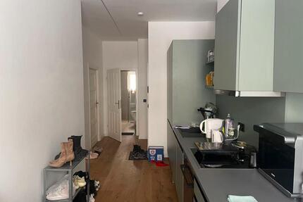 Spacious room with balcony in newly renovated modern shared flat - Berlin Reinickendorf