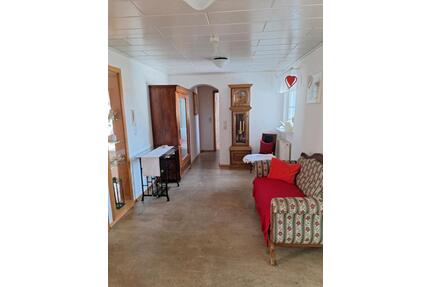 Möblierte Wohnung für max. 1 Jahr - Pfullingen