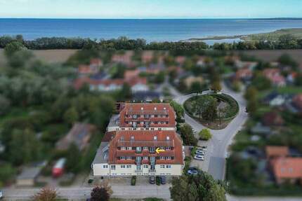 Erholung pur mit Blick auf Feld und Bodden: 2-Zi.-Maisonette nur 500m vom Gollwitzer Strand - Insel Poel