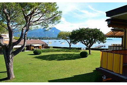 Traumhafte Ferienwohnung direkt am See Gardasee Manerba del Garda - Grünwald