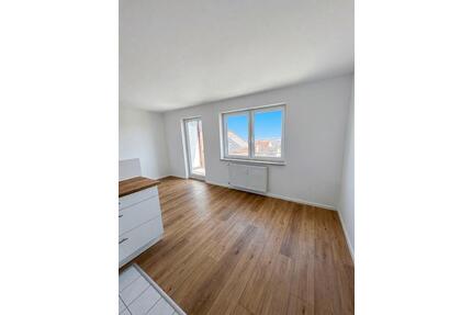 Sanierte 1 Zimmerwohnung Freiburg Haslach mit Terrasse - Freiburg im Breisgau