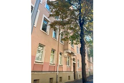 Jetzt einziehen - Balkon - Laminat - Wannenbad - Leipzig Nordost