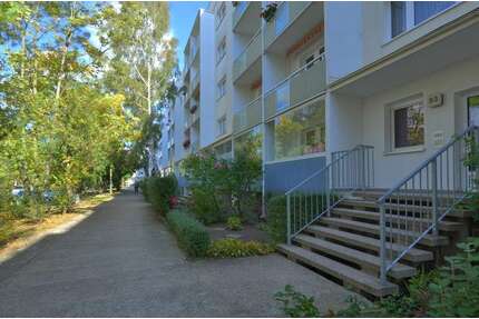 Wohnung zum Mieten in Halle 385,00 € 60.5 m²