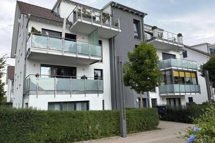 Barr.freie 3 Zi-EG-Wohnung mit großem Garten inkl. TG (prov.frei) - Freudenstadt