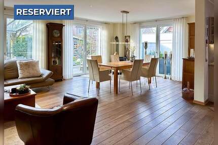 Wohnkomfort auf drei Ebenen - stilvolle Architektur trifft hochwertige Ausstattung - Bocholt / Biemenhorst