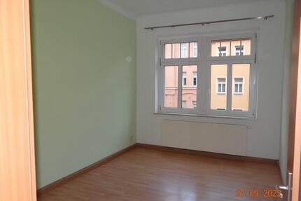 Helle freundliche 2-Raum Wohnung mit Balkon - Bautzen