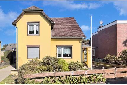 Charmantes Einfamilienhaus mit großem Garten und Ausbaupotential in 22885 Barsbüttel