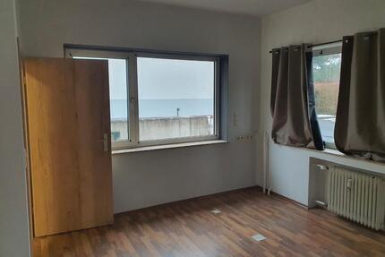 WG Zimmer Apartment im Zentrum Aldi Lidl Rewe Baumarkt - Neustadt (Hessen)