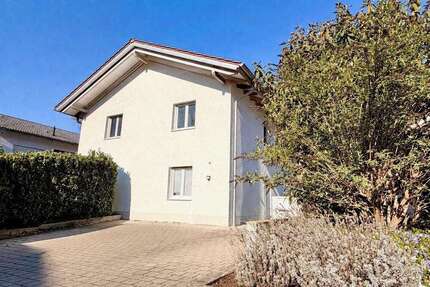 Haus zum Kaufen in Emmendingen 800.000,00 € 160 m²