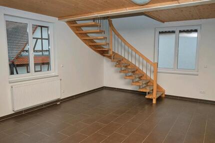 2 Zimmer Maisonette-Wohnung in Rohrbach - Insheim