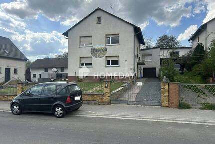Teilvermietetes Zweifamilienhaus und vermietetes Nebenhaus mit Garage und Garten - Ober-Ramstadt (Wembach) Wembach-Hahn