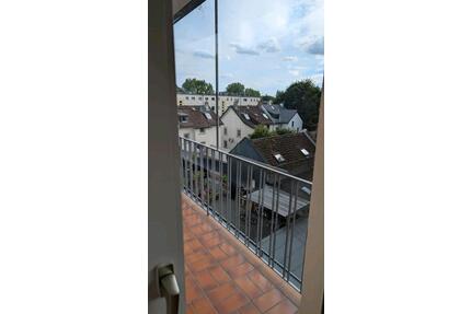 3 Zimmer Wohnung in Frankfurt Eckenheim ab sofort frei - Frankfurt am Main Nord-Ost