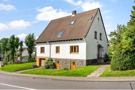 Haus zum Kaufen in Wenden 335.000,00 € 205 m²