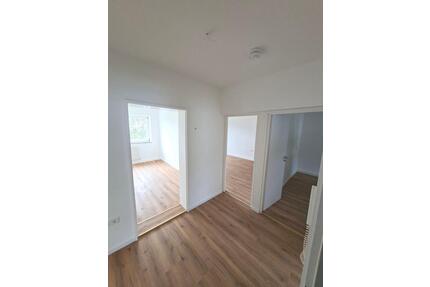 Moderne 2-Zimmer-Wohnung mit Balkon in Amberg