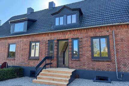 Haus zum Kaufen in Schleswig 289.000,00 € 111.17 m²