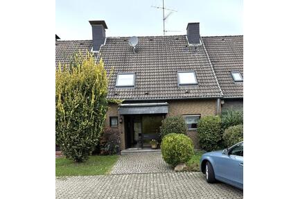 Hürth-Stotzheim: Reihenmittelhaus mit Garten