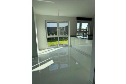 Neubauwohnung mit Garten & Terrasse - Bönnigheim