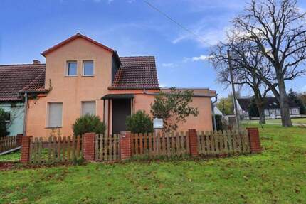 Idyllisches Haus in Brietzke, einem Ortsteil von Möckern