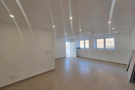 neu gebaute Wohnung - 820,00&nbsp;EUR Kaltmiete, ca.&nbsp; 50,00&nbsp;m&sup2; in Mainburg (PLZ: 84048)