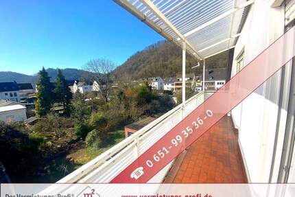 Großzügige 4-Zimmer-Dachgeschosswohnung mit Balkon, Tageslichtbad & Garage in Trier-Ehrang! - Trier / Ehrang