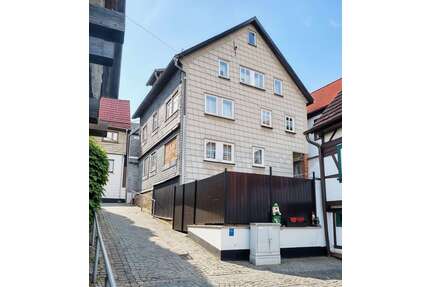 Haus zum Kaufen in Ruhla 89.000,00 € 144 m²