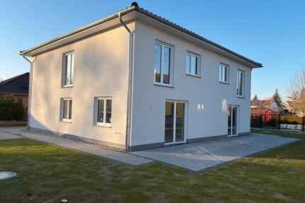 NEU* 4-Zimmer-Wohnung Doppelhaushälfte Stadtvilla, Brielower Aue - Brandenburg an der Havel Görden