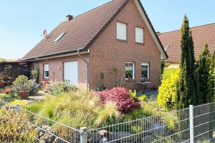 *** EFH mit 3 Schlafzimmern & Carport auf überschaubarem Grundstück *** - Saterland / Strücklingen Strücklingen-Bollingen I