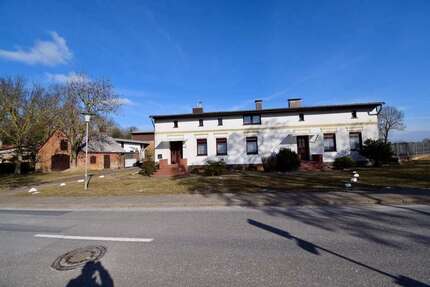 Haus zum Kaufen in Grambow 160.000,00 € 220 m²