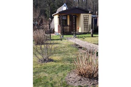 Garten-Grundstück - 500,00&nbsp;EUR Kaltmiete, ca.&nbsp; 0,00&nbsp;m&sup2; in Waldenburg (PLZ: 08396)