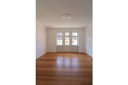 Wohnung zum Mieten in Kaiserslautern 1.250,00 € 121.99 m²