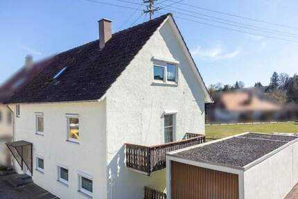 Doppelhaushälfte mit viel Platz zu verkaufen - Tannheim