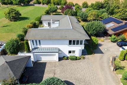 Haus zum Kaufen in Helmstadt-Bargen 695.000,00 € 188 m²