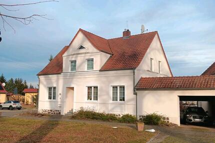 Einfamilienhaus mit Einliegerwohnung zu verlaufen - Möckern