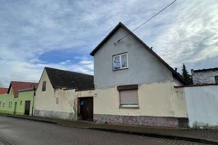 Haus zum Kaufen in Könnern 61.900,00 € 110 m²