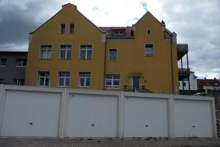 Schickes, 2 Z,EBK, B inkl. Garage + Stellplatz Penthouse - Merchweiler