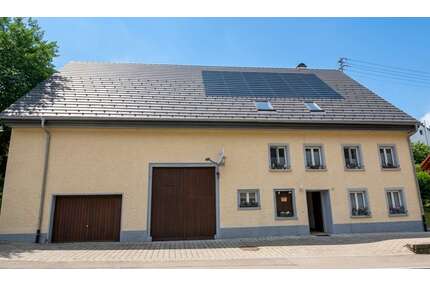 Haus zum Kaufen in Wutach-Ewattingen 349.000,00 € 192 m²