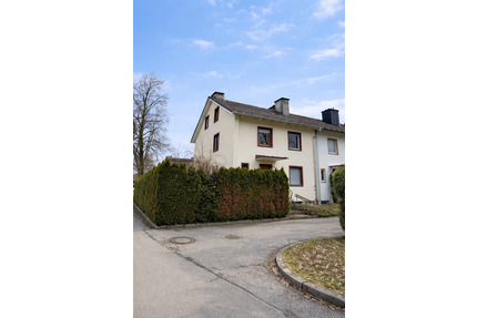 Reihenendhaus mit Potenzial in gefragter Wohnlage von Freilassing