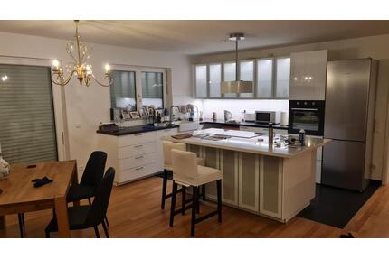 Moderne und exklusive 3,5-Zimmer Maisonette-Wohnung in Neubau zu vermieten - München Allach-Untermenzing