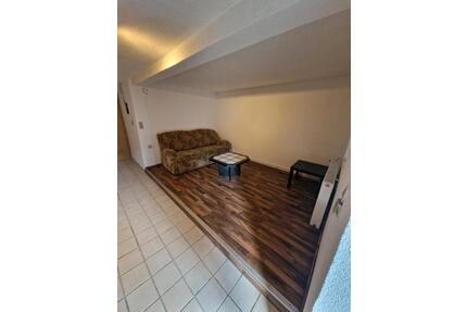 Zur Vermieten möblierte 1,5-Zimmer-Wohnung in Brackenheim