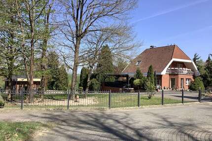 Haus zum Kaufen in Altenhausen Bebertal Ii 600.000,00 € 223 m² - Altenhausen / Bebertal Ii