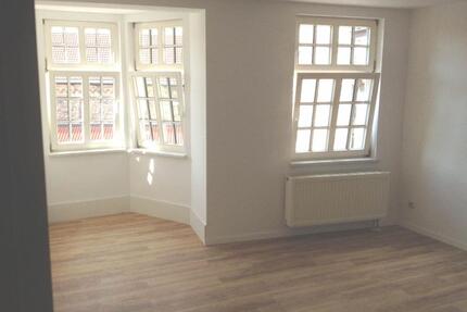 Tolle, sanierte 2-Zimmer-Mietwohnung im Herzen Eisenachs „Karlsplatz“ (max 2 Personen, 1 OG)