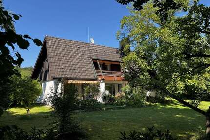 Haus zum Kaufen in Baierbrunn 1.890.000,00 € 175 m²