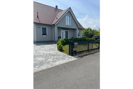 Einfamilienhaus - 1.180.000,00&nbsp;EUR Kaufpreis, ca.&nbsp; 220,00&nbsp;m&sup2; in Nauen (PLZ: 14641)