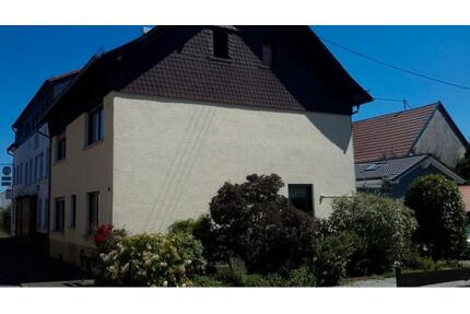 Großes Haus mit Garten und Garage in Bergen - Bad Kreuznach