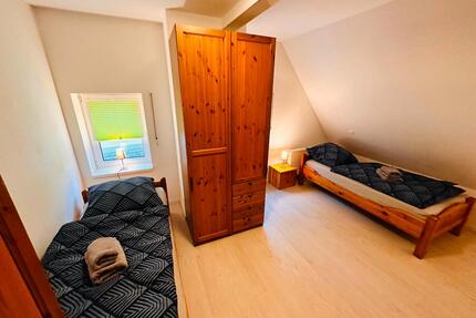 Apartmenthaus Am Schwimmbad - Schleusingen ca. 110qm, 3,5 Zimmer für bis zu 8 Personen